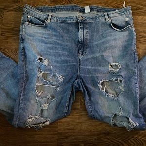 SIZE 22 PLUS SIZE DISTRESSED H&M DENIM JEANS